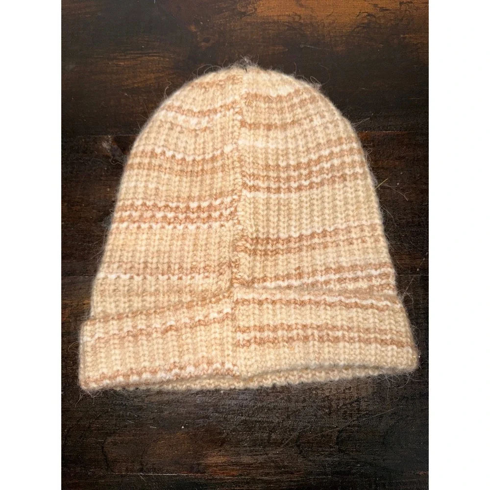 Calvin Klein Beanie Hat Tan‎ White Fleece Lined Knit Cuff Winter Beanie